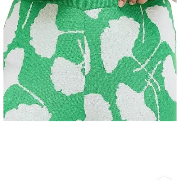 BRAND NEW | NWT | DVF x Target | Limited Edition Green Ginkgo Knit Flare Pants - Picture 3 of 4
